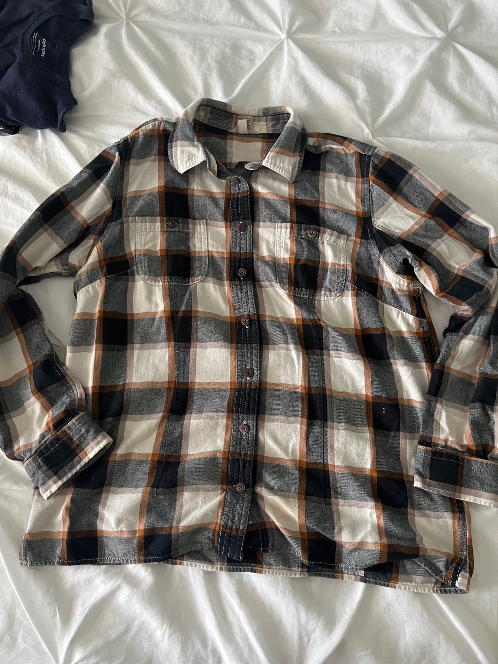 Duluth Trading Co Plaid Flannel Button-Up Shirt | Black Gray Cream | Size Large